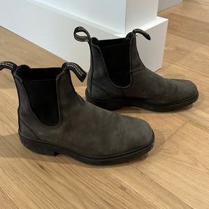 7.5 blunderstone boots in great condition